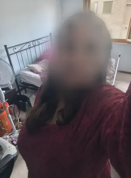 Antonia, 32