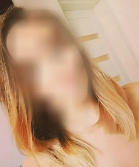 Doris, 24