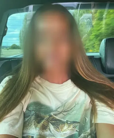 Nora, 39