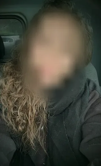 Elisa, 24