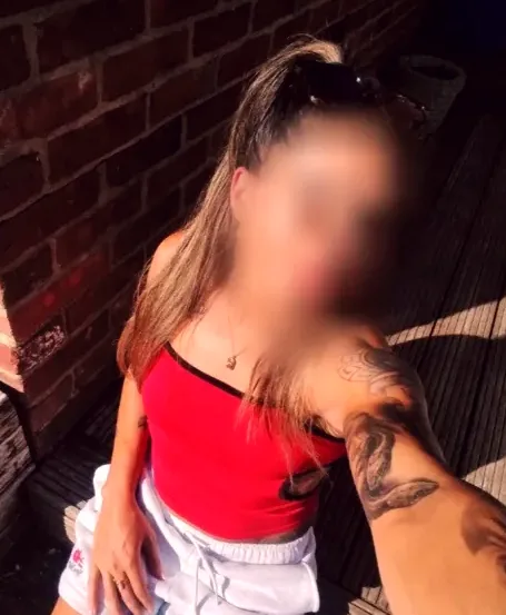 Fabienne, 30