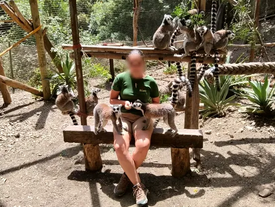 Julia, 18